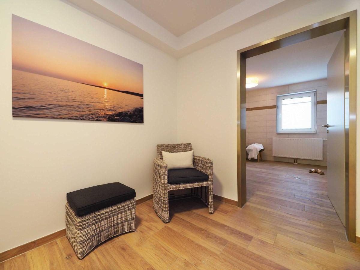 Appartement "Mondstein" Mit Penthouseflair - Oase Am Haff Garz  Habitación foto
